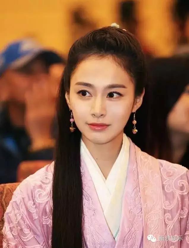 允兒招架不住古裝？韓國女星古裝LOOK一覽 誰贏了？