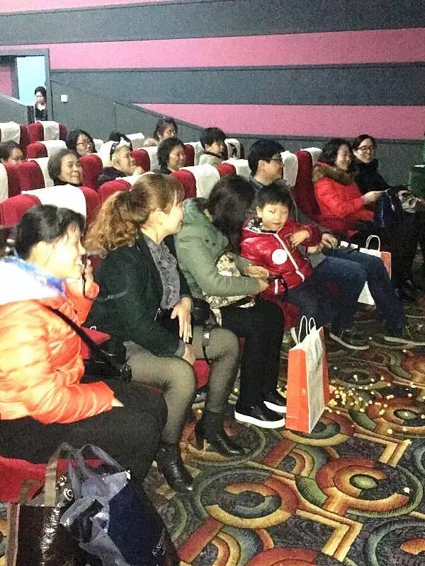 節(jié)日總是開(kāi)心的，媽媽寶寶永遠(yuǎn)是諸女神心中最?lèi)?ài)！