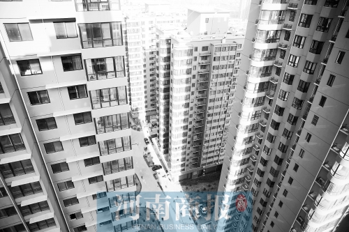 今年鄭州在商品房小區(qū)、經(jīng)適房小區(qū)內(nèi)配建的公租房，將面向社會輪候供應 楊東華/攝