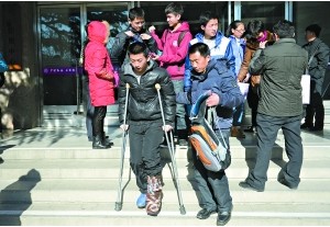 250余名學(xué)子清華測(cè)"自強(qiáng)" 預(yù)計(jì)超50學(xué)生獲認(rèn)定 250余名學(xué)子清華測(cè)"自強(qiáng)" 預(yù)計(jì)超50學(xué)生獲認(rèn)定