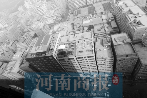 鳥瞰鄭州某城中村，密密麻麻全是樓 記者 鄧萬里/攝
