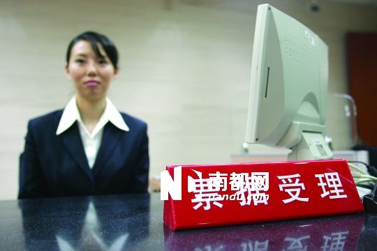 多個(gè)商業(yè)銀行上半年票據(jù)業(yè)務(wù)均十分激進(jìn)。IC供圖