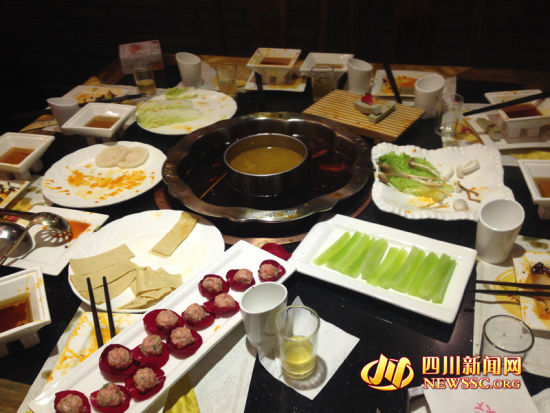 卡梅倫最?lèi)?ài)的“香菜丸子”成為網(wǎng)友熱議的話(huà)題