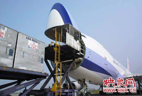 中華航空將新增臺北桃園-南京-鄭州貨運航線，航線采用B747-400F全貨機飛航