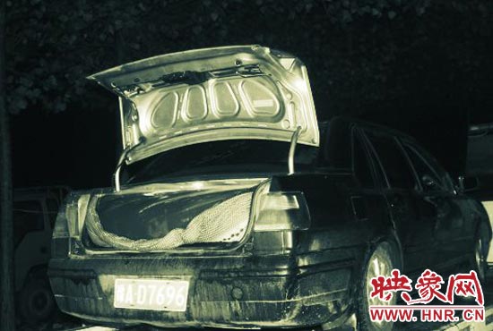 圖為改裝后的轎車，專門用于儲油