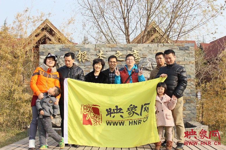 來張小合影，好多朋友都在其他地方玩，已經(jīng)嗨的叫不回來……