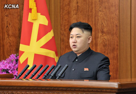 據(jù)朝中社報(bào)道，朝鮮最高領(lǐng)導(dǎo)人金正恩1日發(fā)表2013年新年賀詞。