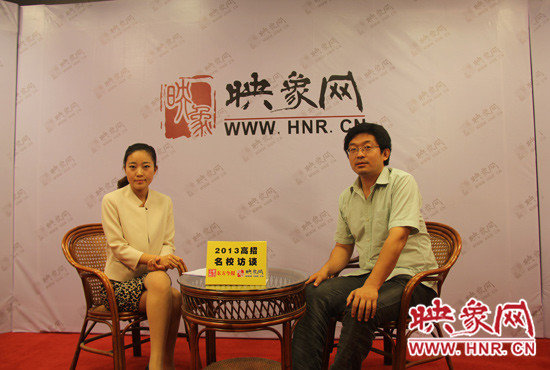 　6月23日，清華大學河南招生組組長謝旭東做客映象網(wǎng)“2013高招名校訪談”節(jié)目