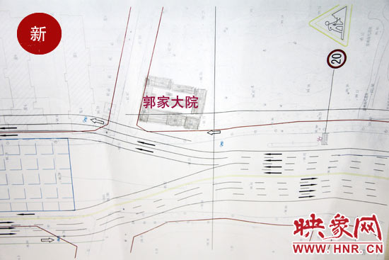 最新的設(shè)計(jì)圖紙上顯示，地鐵2號線東大街站臺的施工作業(yè)面，和之前相比，進(jìn)行了大范圍的壓縮。