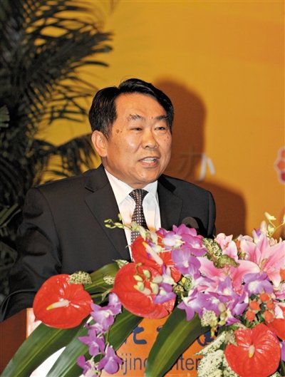 2011年10月12日，叢書《中國油氣田開發(fā)志》首發(fā)式上，時(shí)任四川省人大常委會副主任郭永祥在講話。
