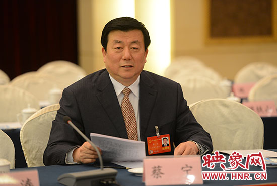 全國人大代表、河南省人民檢察院檢察長蔡寧