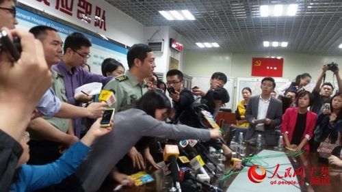 廣州軍區(qū)廣州總醫(yī)院發(fā)布會現場。