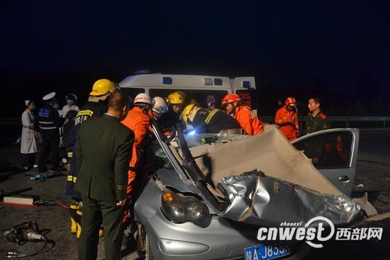 5人死！比亞迪被寶馬追尾 車身剩一半