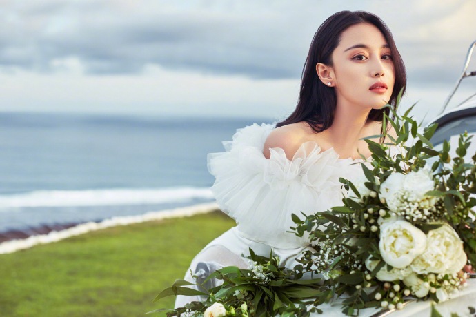張馨予的婚紗成了淘寶爆款，知道價(jià)格后讓人大跌眼鏡！