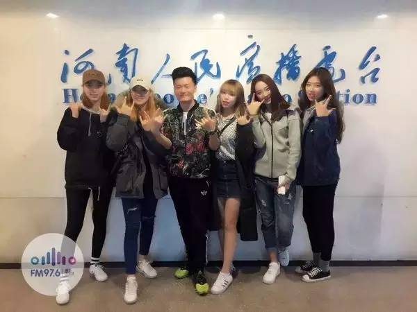 路飛終于體驗(yàn)了一回“他在叢中笑”的感覺！