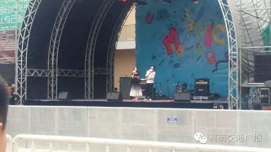 河南交通廣播主持人佳音、彎彎、朱浩都登上了優(yōu)放舞臺，優(yōu)放，交廣在這里！