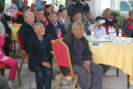 臺上展風采，臺下笑開懷