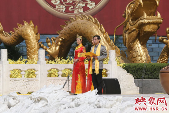 省委副書記、省政協(xié)主席葉冬松致歡迎詞。映象網(wǎng)記者 邵恰 攝
