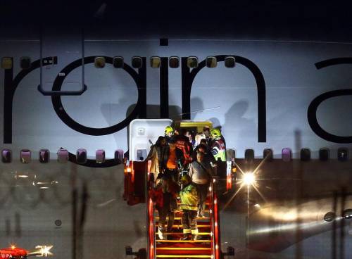 維珍航空飛拉斯維加斯航班緊急迫降 維珍航空飛拉斯維加斯航班緊急迫降