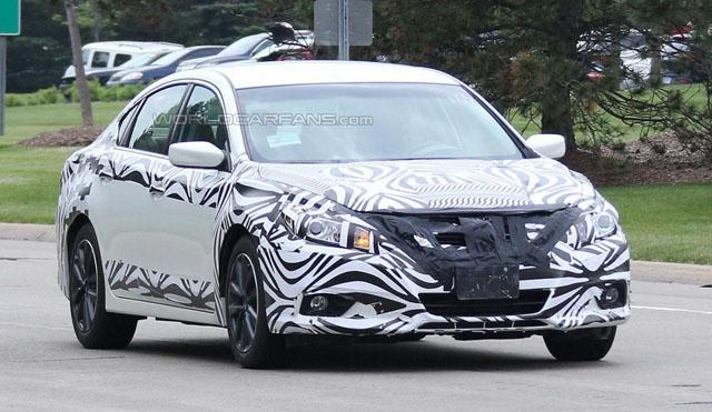 日產(chǎn)改款A(yù)ltima諜照首曝 外觀將有所調(diào)整 日產(chǎn)改款A(yù)ltima諜照首曝 外觀將有所調(diào)整