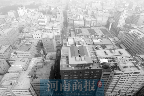 陳寨密密麻麻的出租房，或許將成為歷史  鄧萬(wàn)里/攝