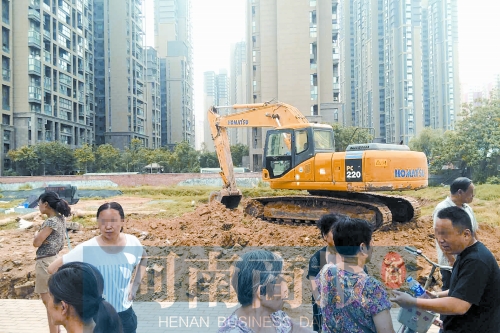 昨天，由于附近居民抗議，紅旗變電站項目再次停工