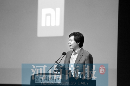 小米科技董事長(zhǎng)雷軍說，互聯(lián)網(wǎng)思維就七個(gè)字：專注、口碑、極致、快