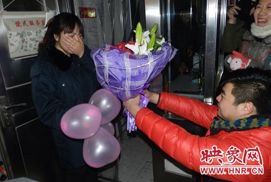 “嫁給我吧，我要愛你一生！”