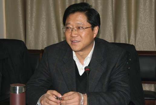 銅陵市委召開全市領(lǐng)導(dǎo)干部會議宣布安徽省委決定，提名銅陵市委副書記倪玉平為銅陵市人民政府市長候選人。