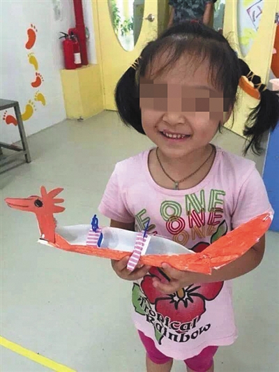 深圳5歲女孩羅一笑患上白血病，在深圳市兒童醫(yī)院救治。網(wǎng)絡截圖