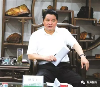 對于商人、老板的“雅贈”，倪發(fā)科從不拒絕