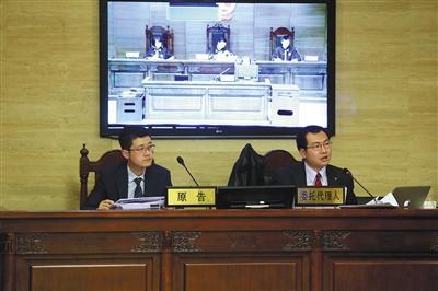 “小黃車”的商標所有人“數人公司”代理律師稱，“ofo小黃車”侵犯了“小黃車”的注冊商標。