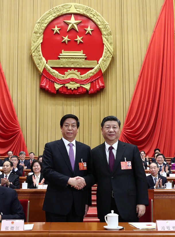 習(xí)近平當(dāng)選國家主席、中央軍委主席