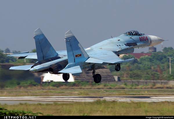 　　資料圖：越南空軍蘇-27SK戰(zhàn)機(jī)。