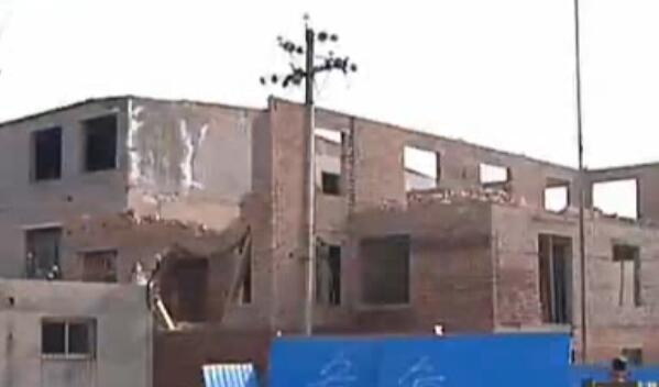 驚！拆遷隊拆房自身竟遭活埋