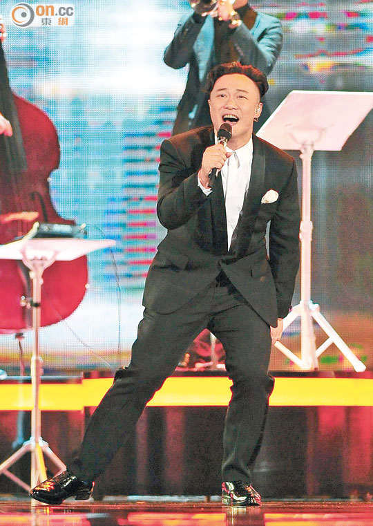 陳奕迅不負眾望，終于榮登金曲歌王寶座。