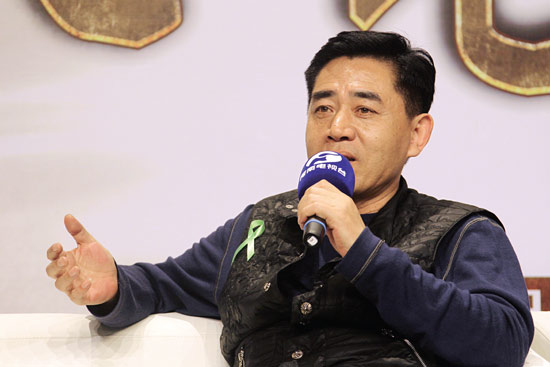 陳寶國(guó)：我感覺(jué)和河南很有緣分，和河南的觀眾也有親切感