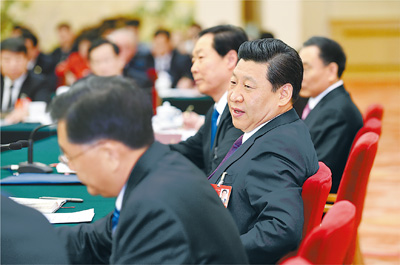 2014年3月9日，習(xí)近平參加十二屆全國人大二次會(huì)議安徽代表團(tuán)的審議。